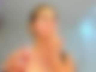Show live cam dengan Donna - Cute di Camsoda