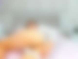 Live cam show with Donna - Fuck on AdultVida.com
