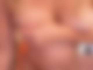 Live cam show with MagneticAmy - Gamer Athletic on Camsoda