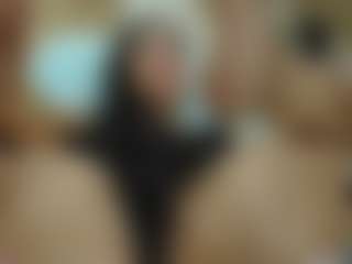 Live cam show with emmma-1 - Average on SquirtSoMuch
