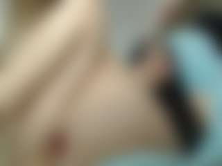 emmma-1's Live Sex Cam Show