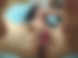 emmma-1's Live Sex Cam Show