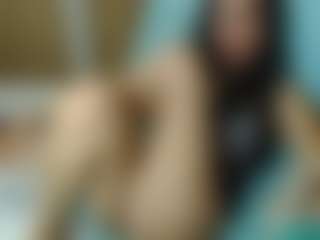 Live cam show with emmma-1 - Average on Cam Slut