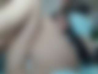 emmma-1's Live Sex Cam Show