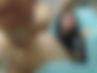 emmma-1 MILF webcam performer live streaming