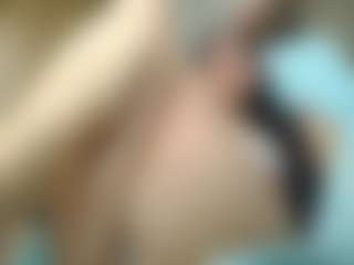 Live cam show with emmma-1 - Bedroom on Camsoda