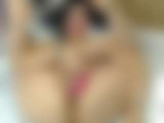 emmma-1's Live Sex Cam Show