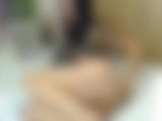 emmma-1's Live Sex Cam Show