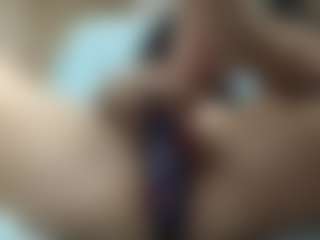 emmma-1's Live Sex Cam Show