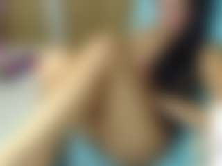emmma-1's Live Sex Cam Show