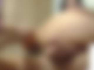 emmma-1's Live Sex Cam Show
