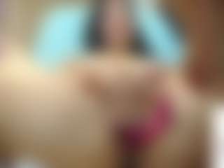 Live cam show with emmma-1 - Wet on Livezox