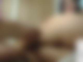 emmma-1's Live Sex Cam Show