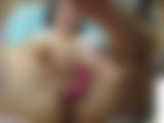emmma-1's Live Sex Cam Show