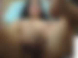 Live cam show with emmma-1 - Middle Aged on Camsoda
