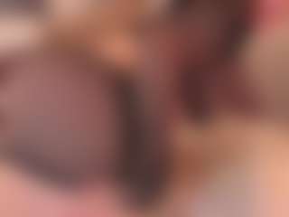 HelenWrite's Live Sex Cam Show