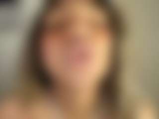 alivys's Live Sex Cam Show