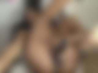 alivys's Live Sex Cam Show