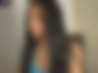 Live cam show with alivys - Brown Eyes Ebony on TottyGirls
