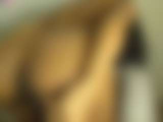 Live cam show with alivys - Ebony Anal on studioflirtlive.com