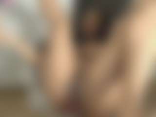 Live cam show with alivys - Brown Eyes Ebony on EXY