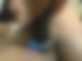 alivys's Live Sex Cam Show