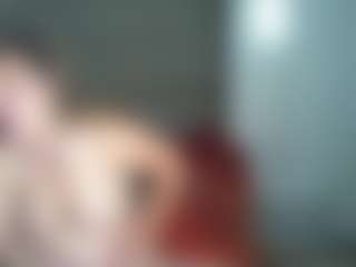 Live cam show with bellansm - Tease on Latina Girls