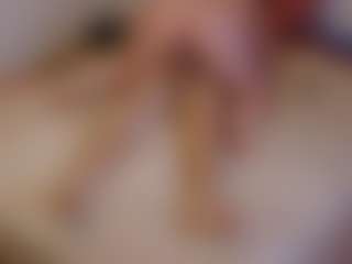 Live cam show with bellansm - Interactivetoy Teen (18+) on Hubzter Live