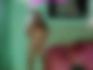 Live cam show with Perla-kpop - MILF on Free Soda