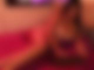 Live cam show with Perla-kpop - Gamer MILF on slutload