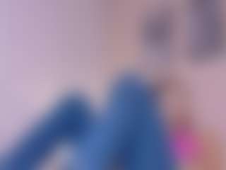 Live cam show with Kai-falcon - Petite on SquirtSoMuch