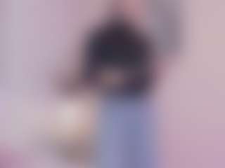 Kai-falcon MILF webcam performer live streaming
