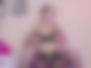 Kai-falcon MILF webcam performer live streaming