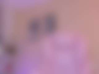 Live cam show with Kai-falcon - Public MILF on Camsoda