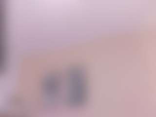 Live cam show with Kai-falcon - Hairy Pussy MILF on Gym Cam Girls