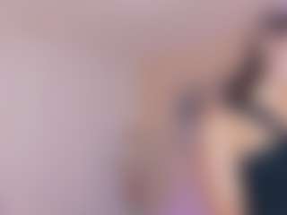 Live cam show with Kai-falcon - Petite MILF on Camsoda