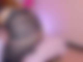 Live cam show with Kai-falcon - Skinny MILF on Camsoda