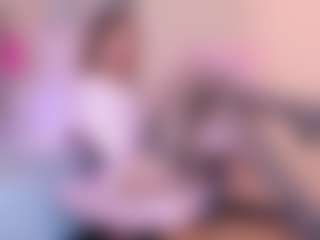 Live cam show with Kai-falcon - Petite MILF on sexylive.show