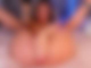 Live cam show with Jess-Lui - Brown Hair on chickslive.net