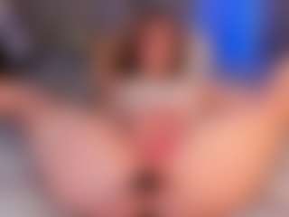 Live cam show with Jess-Lui - Athletic Tease on instabang