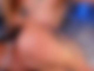 Live cam show with Jess-Lui - Brown Hair Teen (18+) on AdultVida.com
