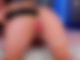 Live cam show with Jess-Lui - Student on madthumbs