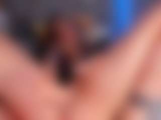 Live cam show with Jess-Lui - Green Eyes on Cam Slut