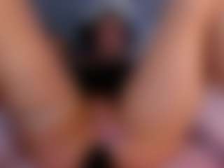 Jess-Lui's Live Sex Cam Show