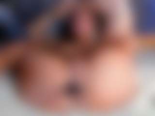 Jess-Lui's Live Sex Cam Show