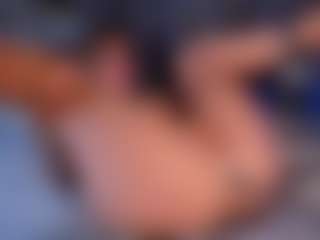 Live cam show with Jess-Lui - Green Eyes on Camsoda