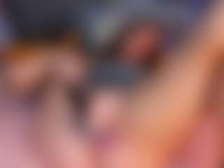 Live cam show with Jess-Lui - Bedroom Teen (18+) on chickslive.net