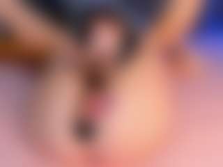 Live cam show with Jess-Lui - Fingers on alttransgirls