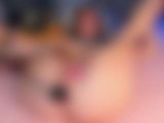 Live cam show with Jess-Lui - Fuck Machine on SmokeAndPoke