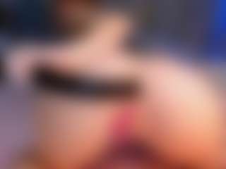 Live cam show with Jess-Lui - Spank Brown Hair on LiveSexCams6